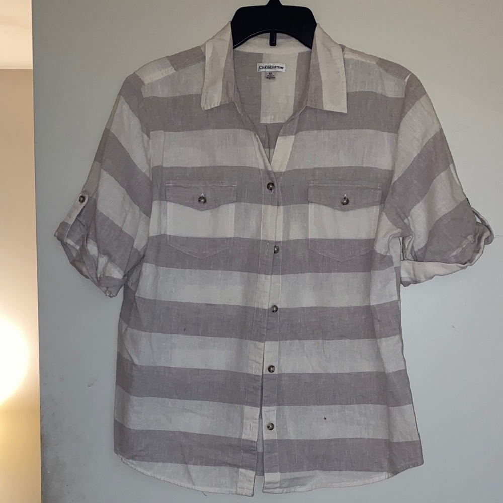 4 for 20.00 ❤️Croft and Barrow grayish/beige and White Striped Shirt